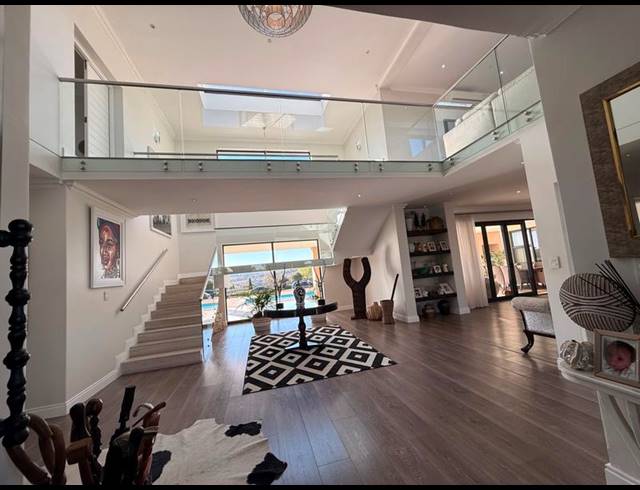 6 BEDROOM HOUSE FOR SALE IN BLUE HILLS EQUESTRIAN ESTATE